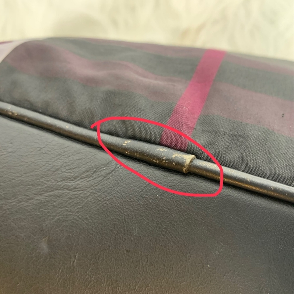 Burberry Tote Bag - Picture 15 of 17
